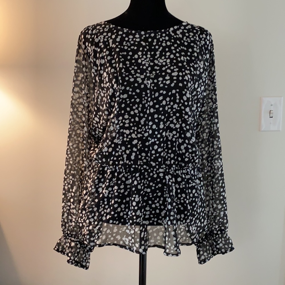 Banana Republic Sheer Top w/white pattern - L (NWT)
